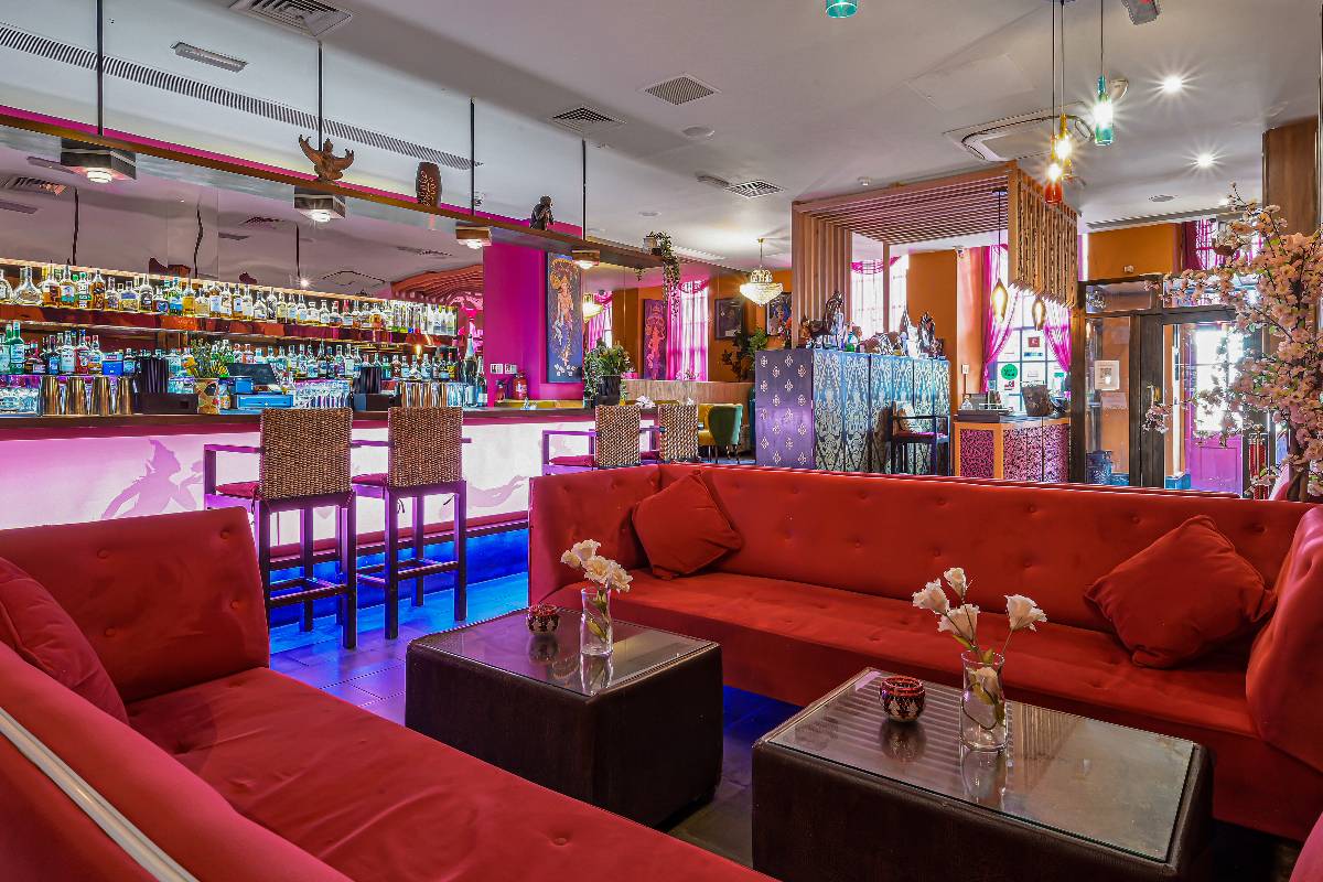 Reception & Bar-compressed